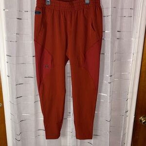 Under Armour Women's Unstoppable Hybrid Pant/Jogger NWT Size Small